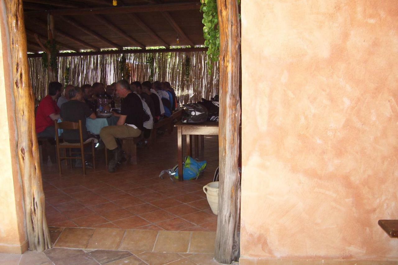 Fumu Ludurru Farm Stay Padru Exterior foto